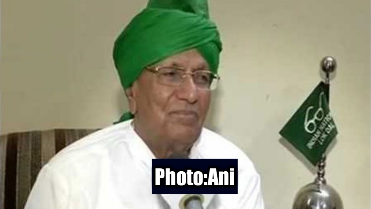 हरियाणा के पूर्व सीएम ‘ओम प्रकाश चौटाला’ (OM PRAKASH CHAUTALA) बहुत जल्द रिहा होने वाले हैं। आम प्रकाश चौटाला (OM PRAKASH CHAUTALA) जबीटी (JBT) खोटाले में सजा काट रहे थे सजा। 