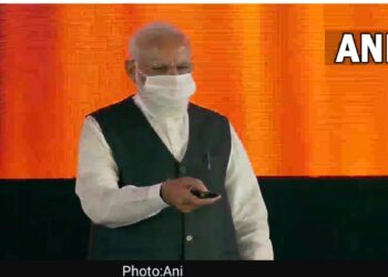 उत्तराखंड के ऋषिकेश से लाइव आये पीएम मोदी कहा आज से 6-7 साल पहले कुछ ही राज्यों में एम्स की सुविधा थी परन्तु आज हर राज्य में एम्स पहुंचाने की कोशिश हो रही है।