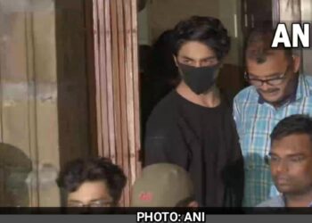 Aryan Khan को नहीं मिली बेल, कल के लिए स्थगित हुयी कोर्ट ।