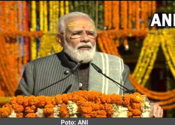 Kedarnath से लाइव आये PM Narendra Modi बोले अब देश अपने लिए बड़े लक्ष्य तय करता है, कठिन समय सीमाएं निर्धारित करता है।