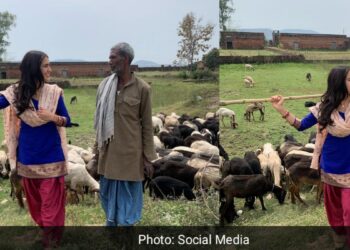 सारा अली खान ने चकिया उत्तर प्रदेश से फैंस के साथ कुछ फोटो शयेर किये हैं जिसें देखकर आप भी सारा को तारीफ किये बिना रुक नहीं पाएंगे।