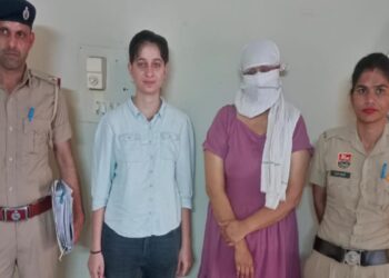 Faridabad News: Honey trap के मामले में अपराध शाखा सेक्टर 30 की टीम ने महिला आरोपी को किया गिरफ्तार.
